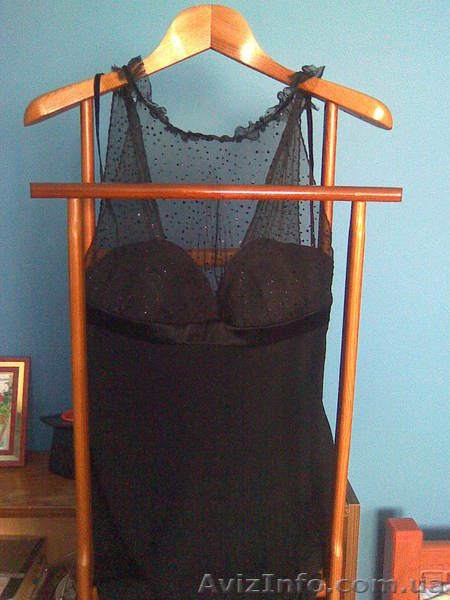 Чёрное маленькое платье MaxMara Италия - <ro>Изображение</ro><ru>Изображение</ru> #1, <ru>Объявление</ru> #512108