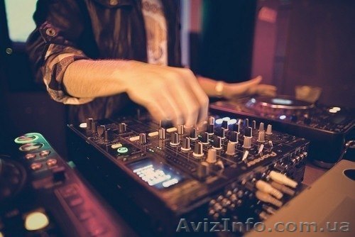 DJ И ВОКАЛИСТ НА КОРПОРАТИВ,СВАДЬБУ И ПРОЧИЕ ПРАЗДНИКИ - <ro>Изображение</ro><ru>Изображение</ru> #1, <ru>Объявление</ru> #707541