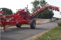 Комбайн для збору моркви Simon R1DCMR, в наявності - <ro>Изображение</ro><ru>Изображение</ru> #1, <ru>Объявление</ru> #1628929