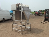 Пакувальна машина Newtec (вагова станція), в наявності - <ro>Изображение</ro><ru>Изображение</ru> #1, <ru>Объявление</ru> #1669986