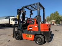 Вилочный автопогрузчик Toyota на 1.5 тонны с двигателем 5 К - <ro>Изображение</ro><ru>Изображение</ru> #2, <ru>Объявление</ru> #1697972