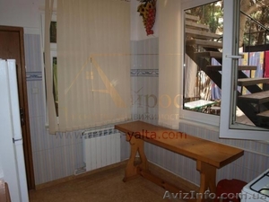 Агентство «Айрос» предлагает взять в аренду гостиницы Крым.