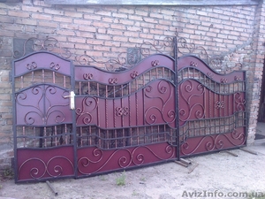 ворота c калиткой окованные с завесами и врезным замком - <ro>Изображение</ro><ru>Изображение</ru> #2, <ru>Объявление</ru> #381535