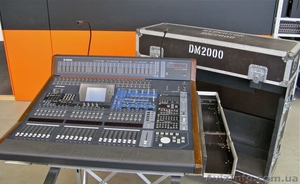 YAMAHA DM2000V2 цифровая консоль