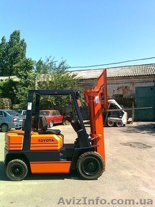 вилочный погрузчик тойота 5 серии на 2.3 тонны