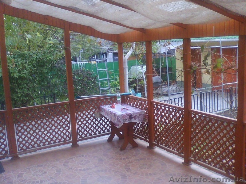 БУДИНОК З ПОДВІРЯМ - <ro>Изображение</ro><ru>Изображение</ru> #1, <ru>Объявление</ru> #571038