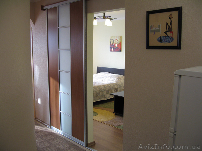 Квартира с евроремонтом в центре - <ro>Изображение</ro><ru>Изображение</ru> #1, <ru>Объявление</ru> #812228