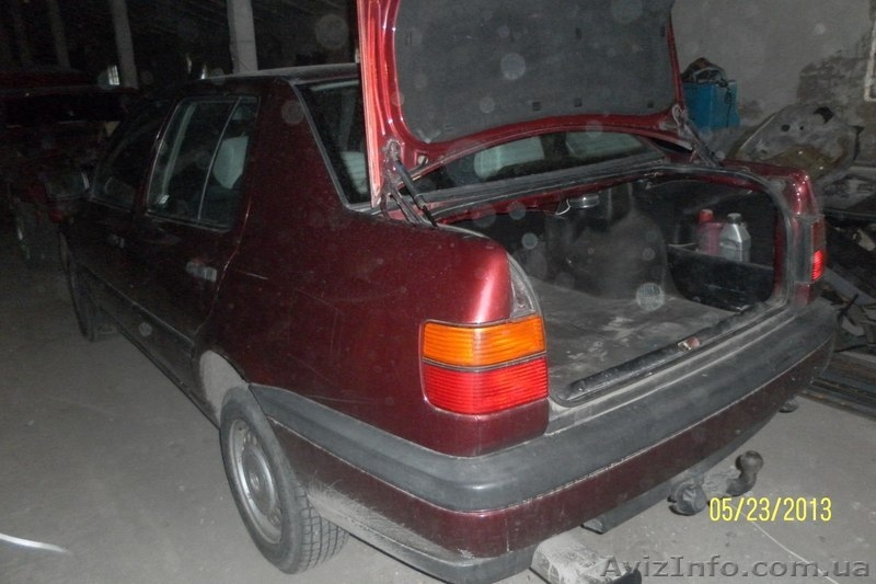 VW Vento 1.9 TD - <ro>Изображение</ro><ru>Изображение</ru> #2, <ru>Объявление</ru> #955313