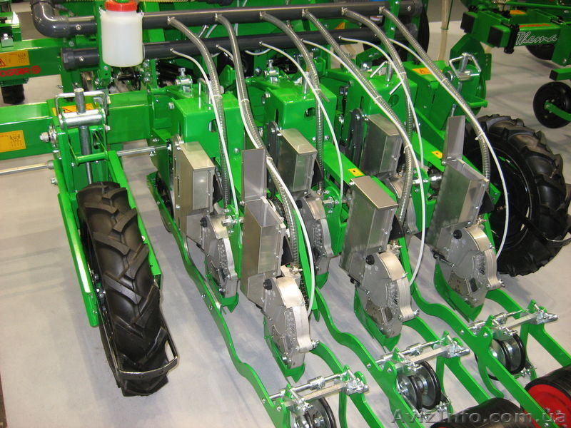 Сеялка точного высева пневматическая Agricola/Sfoggia Calibra Tandem (овощная) - <ro>Изображение</ro><ru>Изображение</ru> #1, <ru>Объявление</ru> #998498