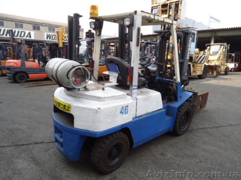 Газ - бензиновий автонавантажувач Nissan UGJ02M30 на 3 тонны - <ro>Изображение</ro><ru>Изображение</ru> #2, <ru>Объявление</ru> #1061649