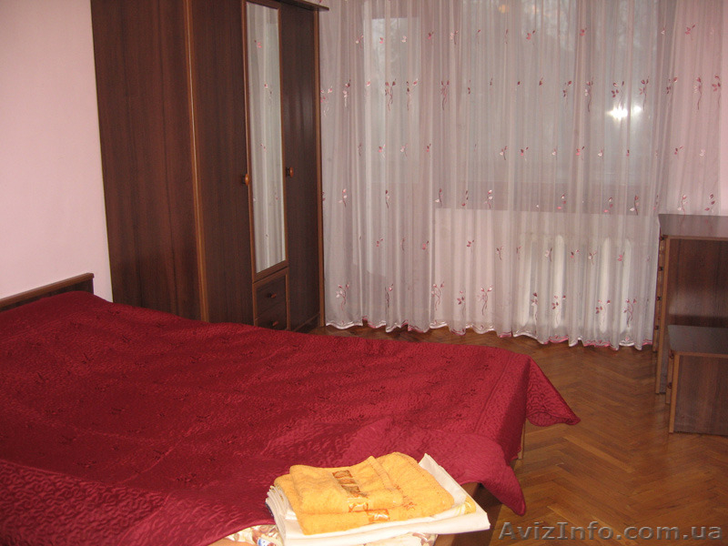 Двухкомнатная квартира посуточно в Ровно - <ro>Изображение</ro><ru>Изображение</ru> #1, <ru>Объявление</ru> #1082259