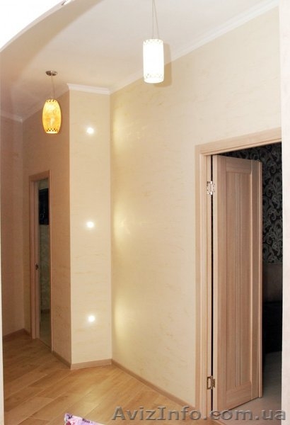 Трехкомнатная квартира посуточно в Ровно - с отличным расположением - <ro>Изображение</ro><ru>Изображение</ru> #2, <ru>Объявление</ru> #1082260