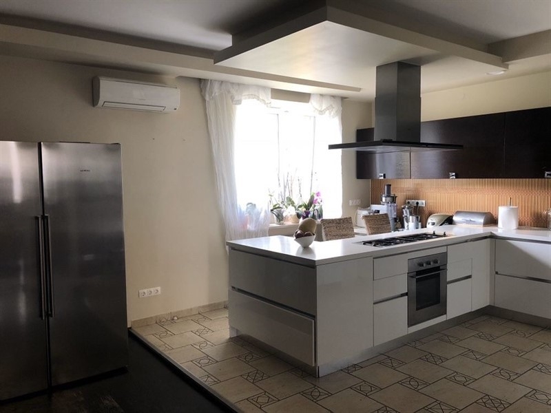 Продам двухэтажный дом г. Ровно - <ro>Изображение</ro><ru>Изображение</ru> #2, <ru>Объявление</ru> #1675601