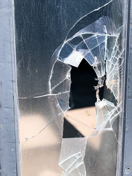 Скотч (плівка) для заклеювання вікон від уламків скла (12 м²) - <ro>Изображение</ro><ru>Изображение</ru> #2, <ru>Объявление</ru> #1726637